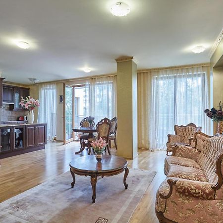 Lira 3 Apartments Karlovy Vary Bagian luar foto