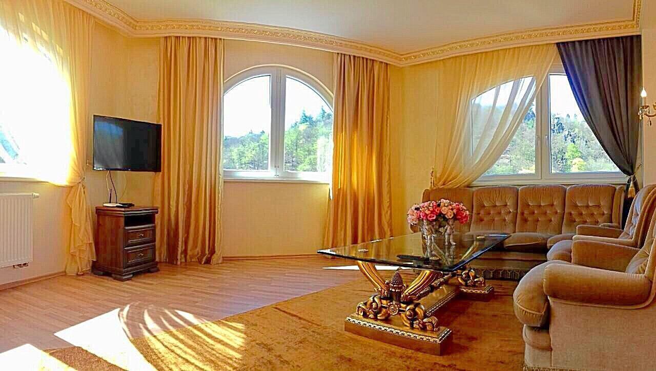 Lira 3 Apartments Karlovy Vary Bagian luar foto